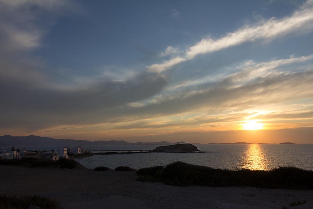 Hotel Grotta Naxos City Екстер'єр фото